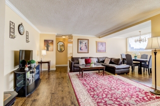Unit 2202-3700 Kaneff Crescent, Mississauga, ON L5A 4B8, Canada, ,  