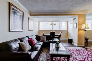 Unit 2202-3700 Kaneff Crescent, Mississauga, ON L5A 4B8, Canada, ,  