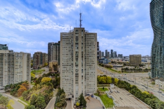 Unit 2202-3700 Kaneff Crescent, Mississauga, ON L5A 4B8, Canada, ,  