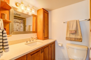 Unit 2202-3700 Kaneff Crescent, Mississauga, ON L5A 4B8, Canada, ,  