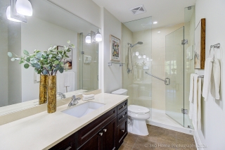 Unit 336-80 Burns Blvd, King City, ON L7B 0B3, Canada, ,  
