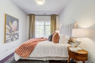 Unit 336-80 Burns Blvd, King City, ON L7B 0B3, Canada, ,  
