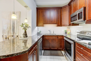 Unit 336-80 Burns Blvd, King City, ON L7B 0B3, Canada, ,  