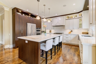 8 High Forest Ct, Bolton, ON L7E 0B8, Canada, ,  