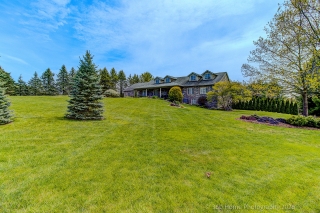 8 High Forest Ct, Bolton, ON L7E 0B8, Canada, ,  