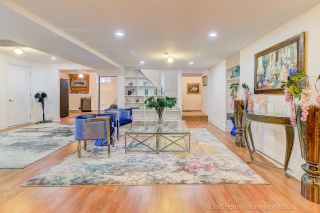 176 Laurentian Blvd, Vaughan, ON L6A 2V6, Canada, ,  
