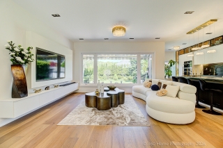 176 Laurentian Blvd, Vaughan, ON L6A 2V6, Canada, ,  