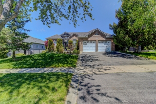 176 Laurentian Blvd, Vaughan, ON L6A 2V6, Canada, ,  