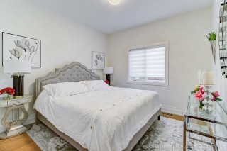 176 Laurentian Blvd, Vaughan, ON L6A 2V6, Canada, ,  