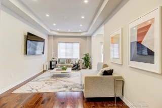 117 White Beach Crescent, Vaughan, ON L6A 4K6, Canada, ,  