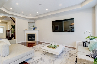 117 White Beach Crescent, Vaughan, ON L6A 4K6, Canada, ,  