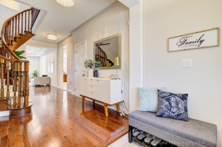 117 White Beach Crescent, Vaughan, ON L6A 4K6, Canada, ,  