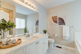 117 White Beach Crescent, Vaughan, ON L6A 4K6, Canada, ,  