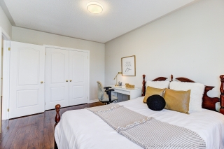 117 White Beach Crescent, Vaughan, ON L6A 4K6, Canada, ,  