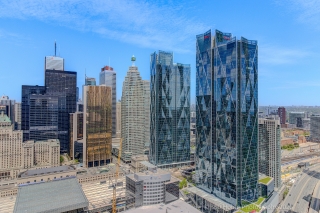 Unit 4706-100 Harbour St, Toronto, ON M5J 0B5, Canada, ,  