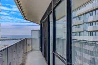 Unit 4706-100 Harbour St, Toronto, ON M5J 0B5, Canada, ,  