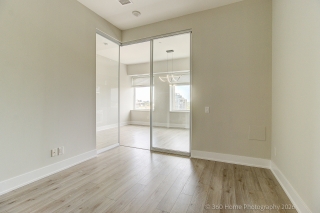Unit 1428-111 St Clair Ave W, Toronto, ON M4V 1N5, Canada, ,  