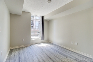 Unit 729-36 Via Bagnato, North York, ON M6A 0B7, Canada, ,  