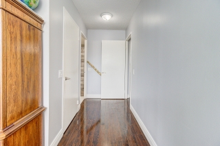 Unit PH206-91 Townsgate Dr, Toronto, ON L4J 8E8, Canada, ,  