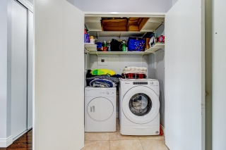Unit PH206-91 Townsgate Dr, Toronto, ON L4J 8E8, Canada, ,  