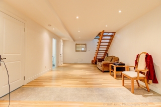 12 Abbs St, Toronto, ON M6K 1M6, Canada, ,  