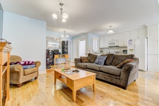 12 Abbs St, Toronto, ON M6K 1M6, Canada, ,  