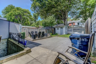 12 Abbs St, Toronto, ON M6K 1M6, Canada, ,  