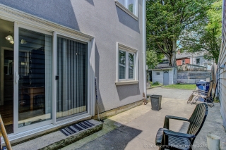 12 Abbs St, Toronto, ON M6K 1M6, Canada, ,  
