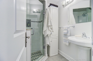 12 Abbs St, Toronto, ON M6K 1M6, Canada, ,  