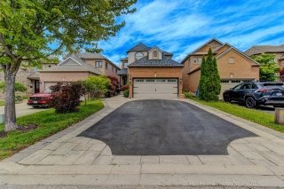 106 Copley St, Pickering, ON L1V 6V6, Canada, ,  