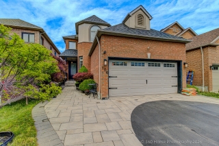 106 Copley St, Pickering, ON L1V 6V6, Canada, ,  