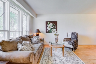 116 Longford Dr, Newmarket, ON L3Y 2Y5, Canada, ,  
