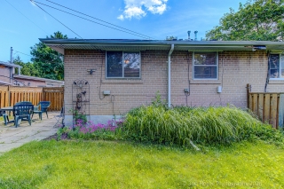 116 Longford Dr, Newmarket, ON L3Y 2Y5, Canada, ,  