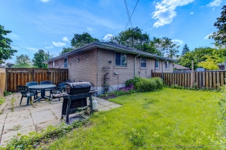 116 Longford Dr, Newmarket, ON L3Y 2Y5, Canada, ,  