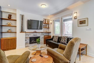 25 Kenwood Ave, York, ON M6C 2R8, Canada, ,  