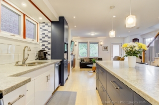 25 Kenwood Ave, York, ON M6C 2R8, Canada, ,  