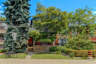 25 Kenwood Ave, York, ON M6C 2R8, Canada, ,  
